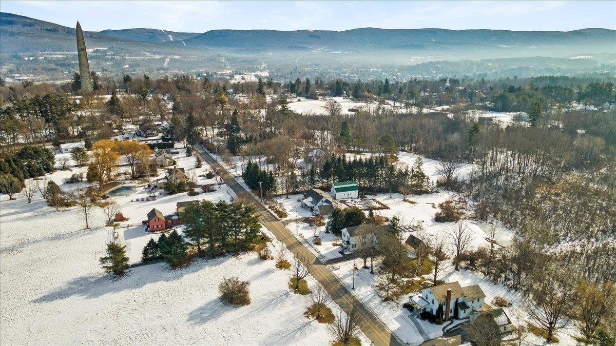 334 Walloomsac Road Bennington, VT 05201 - Photo 27 of 33