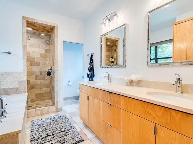 $5,000 | 1502 Barton Hills Drive, Unit B, Austin, TX 78704