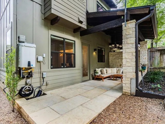 $5,000 | 1502 Barton Hills Drive, Unit B, Austin, TX 78704