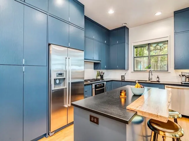 $5,000 | 1502 Barton Hills Drive, Unit B, Austin, TX 78704