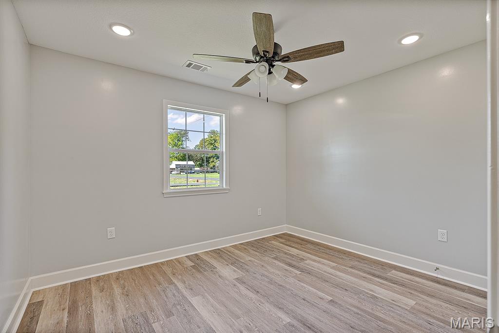 100 Oak Street Arbyrd, MO 63821 - Photo 12 of 18