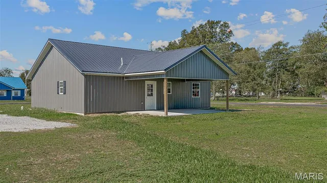 $139,900 | 100 Oak Street, Arbyrd, MO 63821