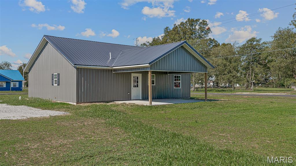 100 Oak Street Arbyrd, MO 63821 - Photo 3 of 18