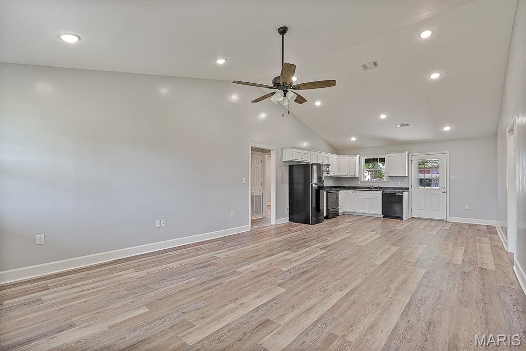 100 Oak Street Arbyrd, MO 63821 - Photo 7 of 18