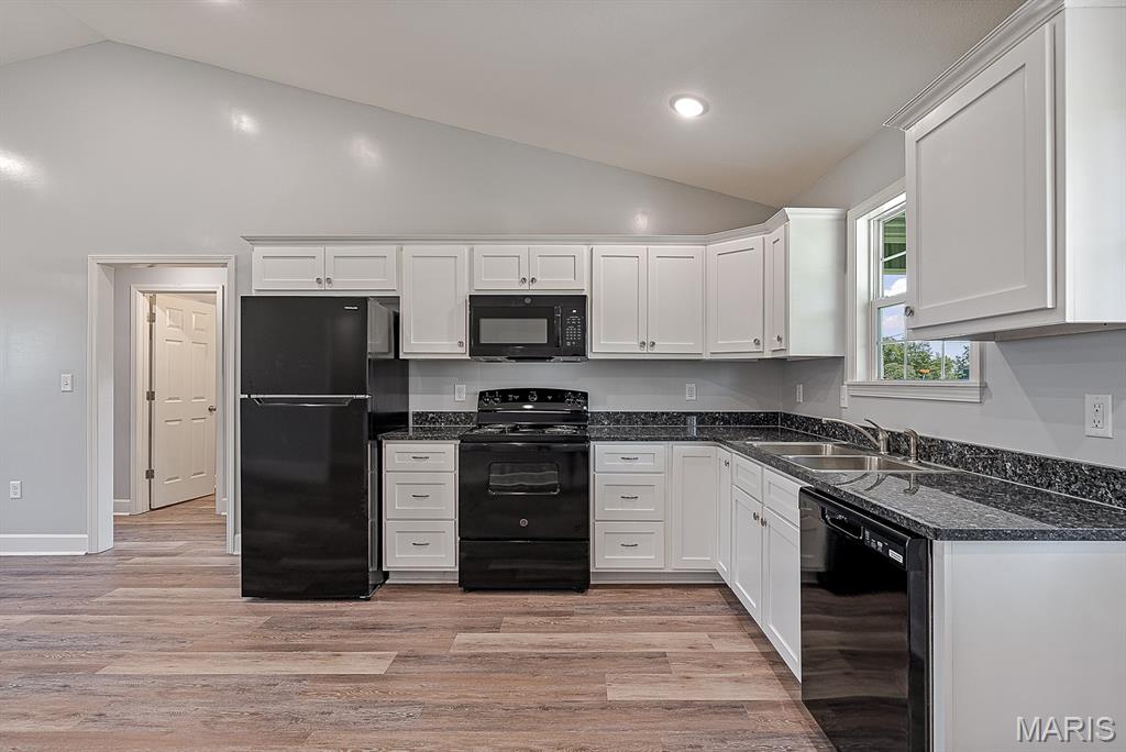 100 Oak Street Arbyrd, MO 63821 - Photo 9 of 18