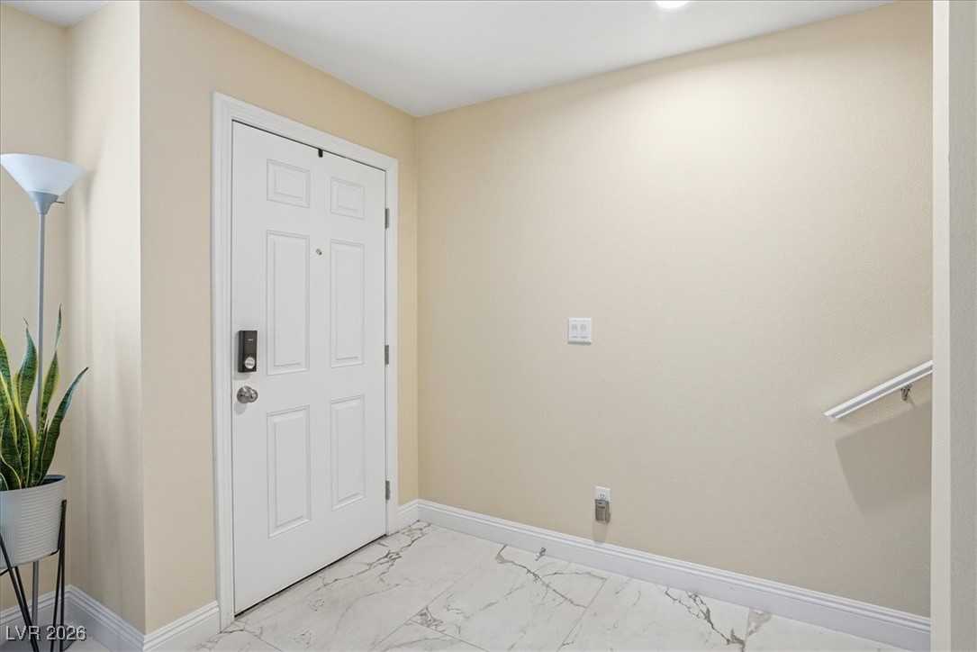 5605 Coder Court Las Vegas, NV 89118 - Photo 11 of 34