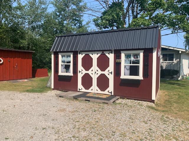 19180 Evergreen Road Presque Isle, MI 49777 - Photo 34 of 35 Gallery Image 34