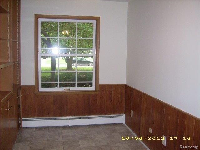 3774 Quarton Road Bloomfield Hills, MI 48302 - Photo 11 of 27 library