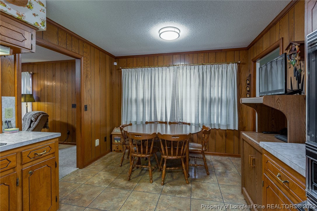 611 Huntley School Road Roseboro, NC 28382 - Photo 11 of 42 Gallery Image 11