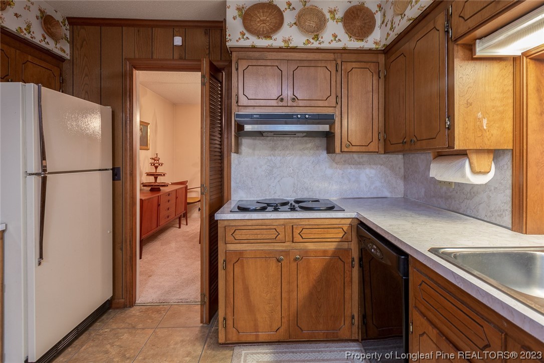 611 Huntley School Road Roseboro, NC 28382 - Photo 13 of 42 Gallery Image 13