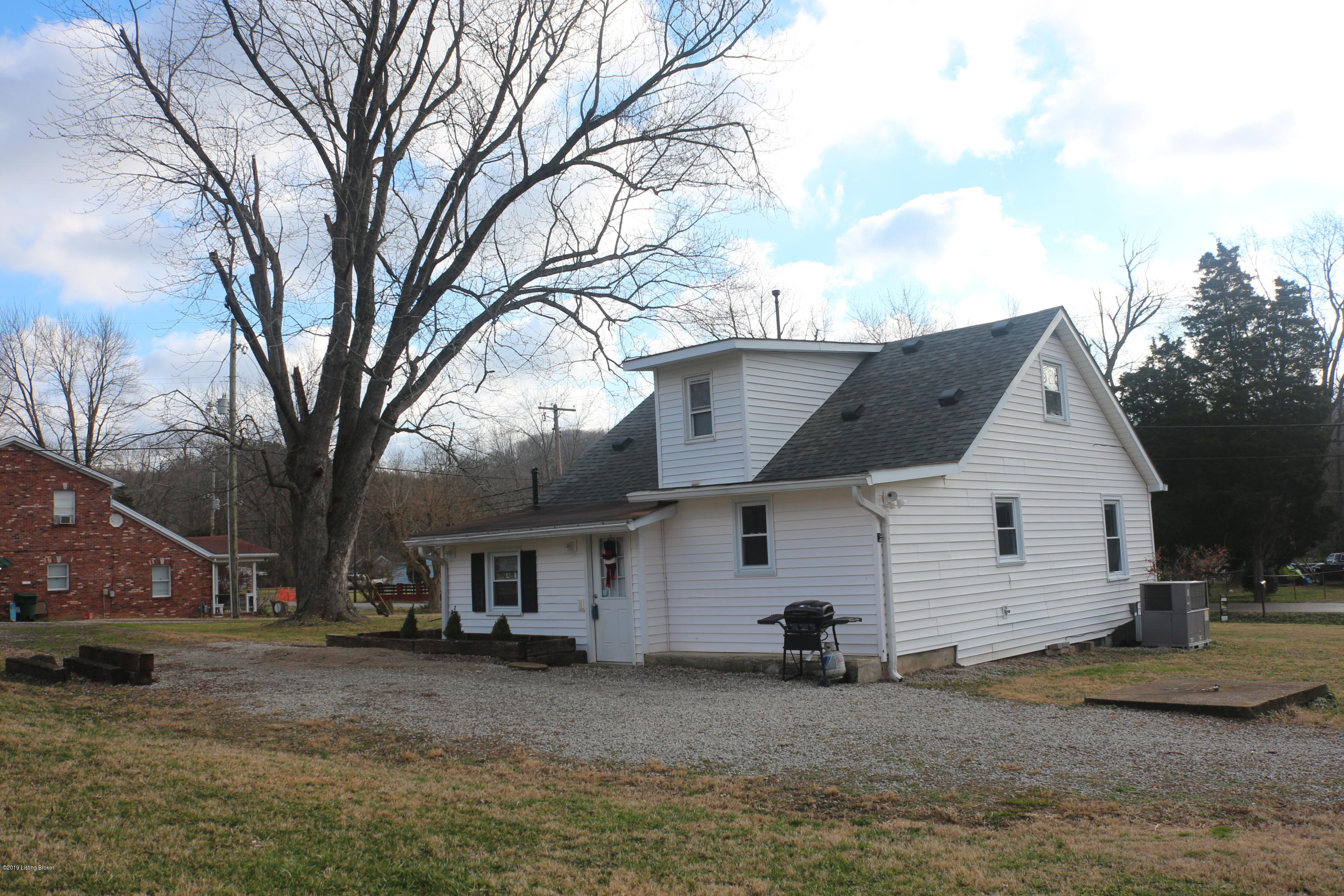 2301 Granger Road Fairdale, KY 40118 - Photo 16 of 17 back door entry with circular driveway