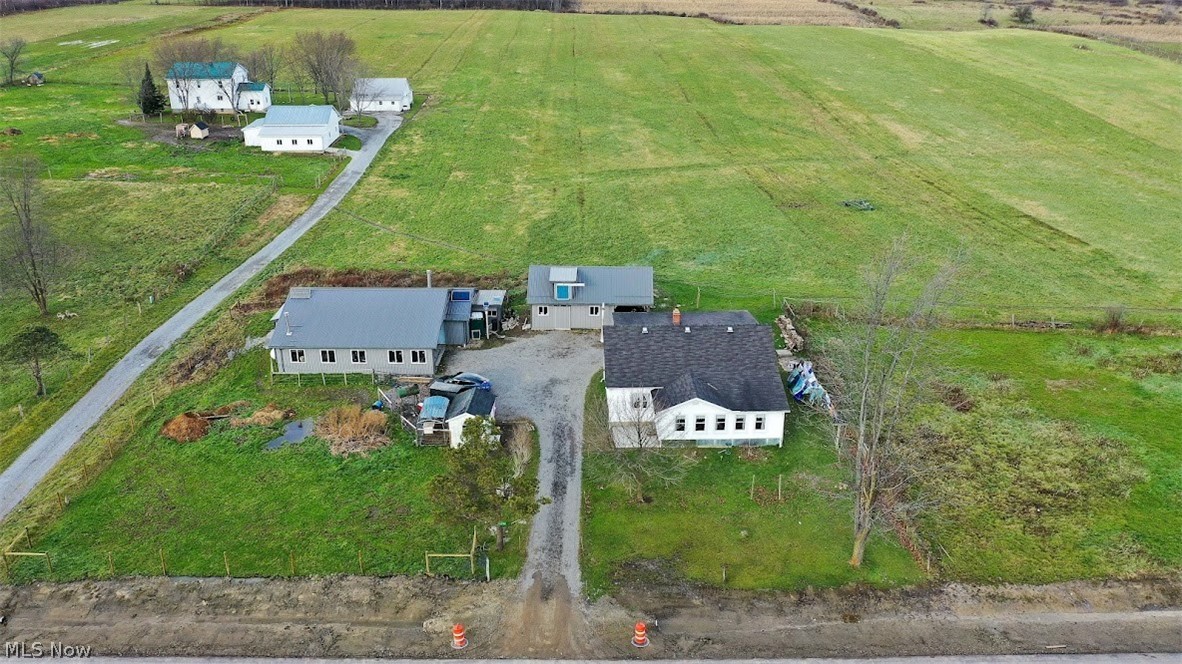17582 Kinsman Road Middlefield, OH 44062 - Photo 18 of 29 Gallery Image 18
