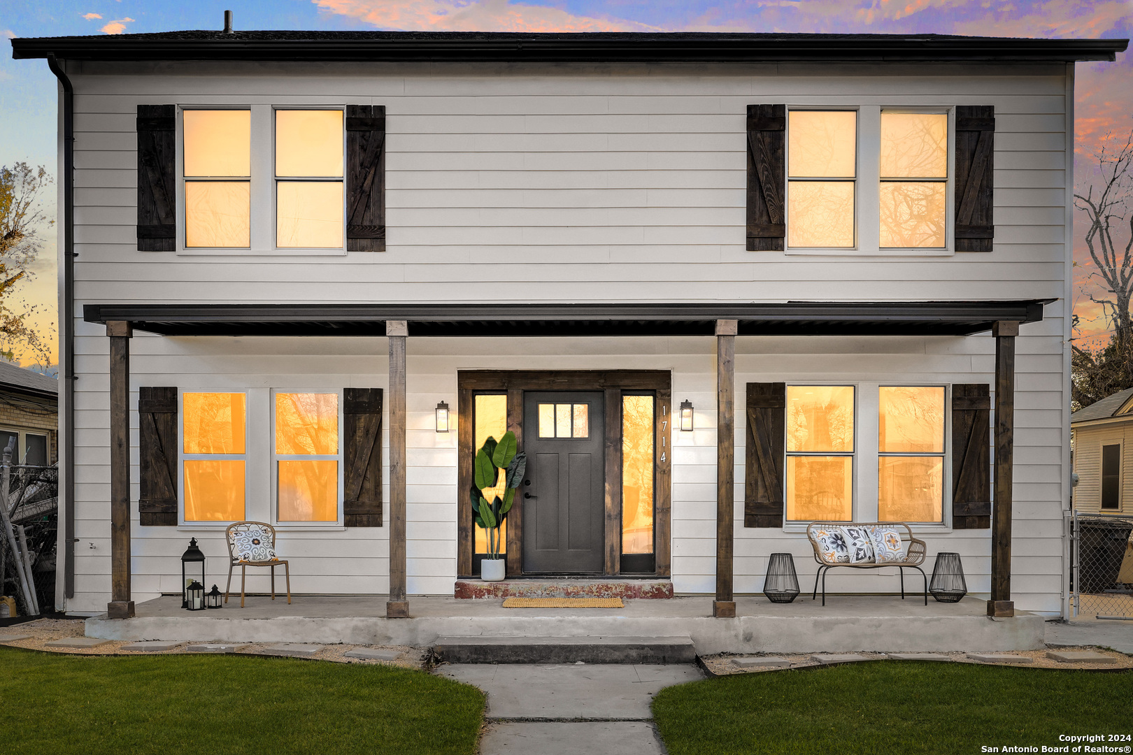 1714 West Mistletoe Ave  