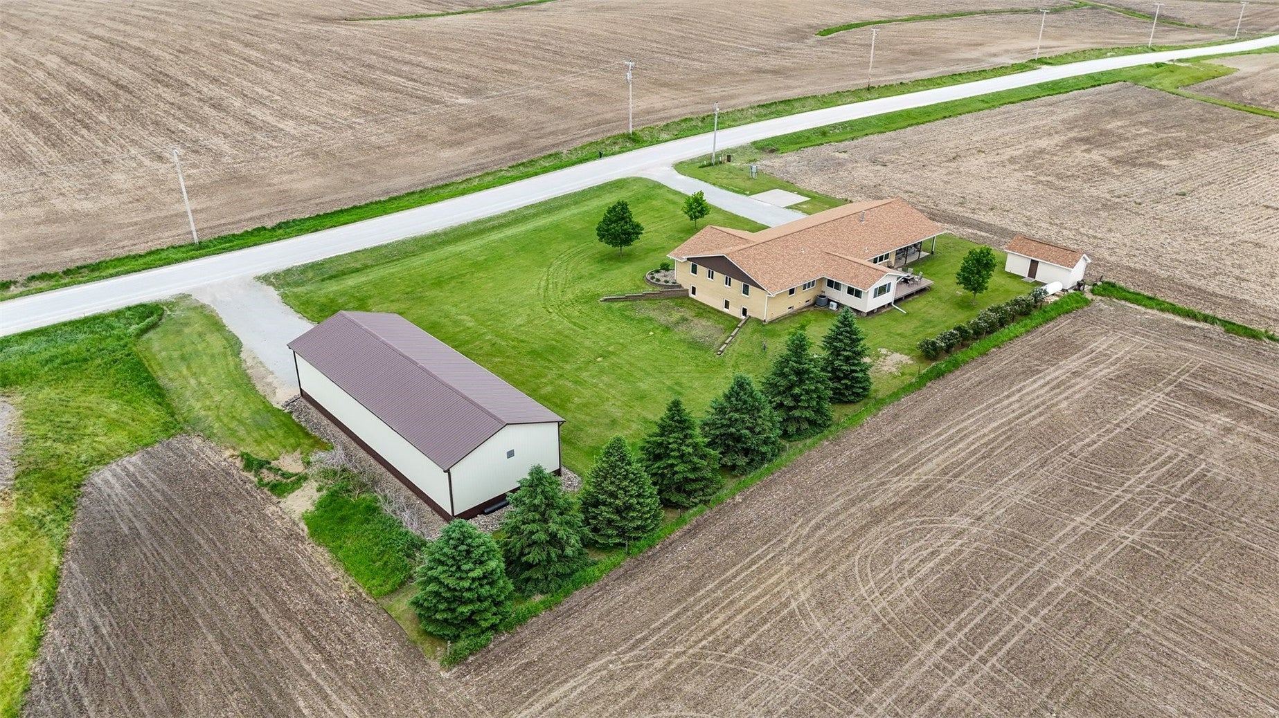 7249 Benton Linn Road Atkins, IA 52206 - Photo 3 of 46 Gallery Image 3