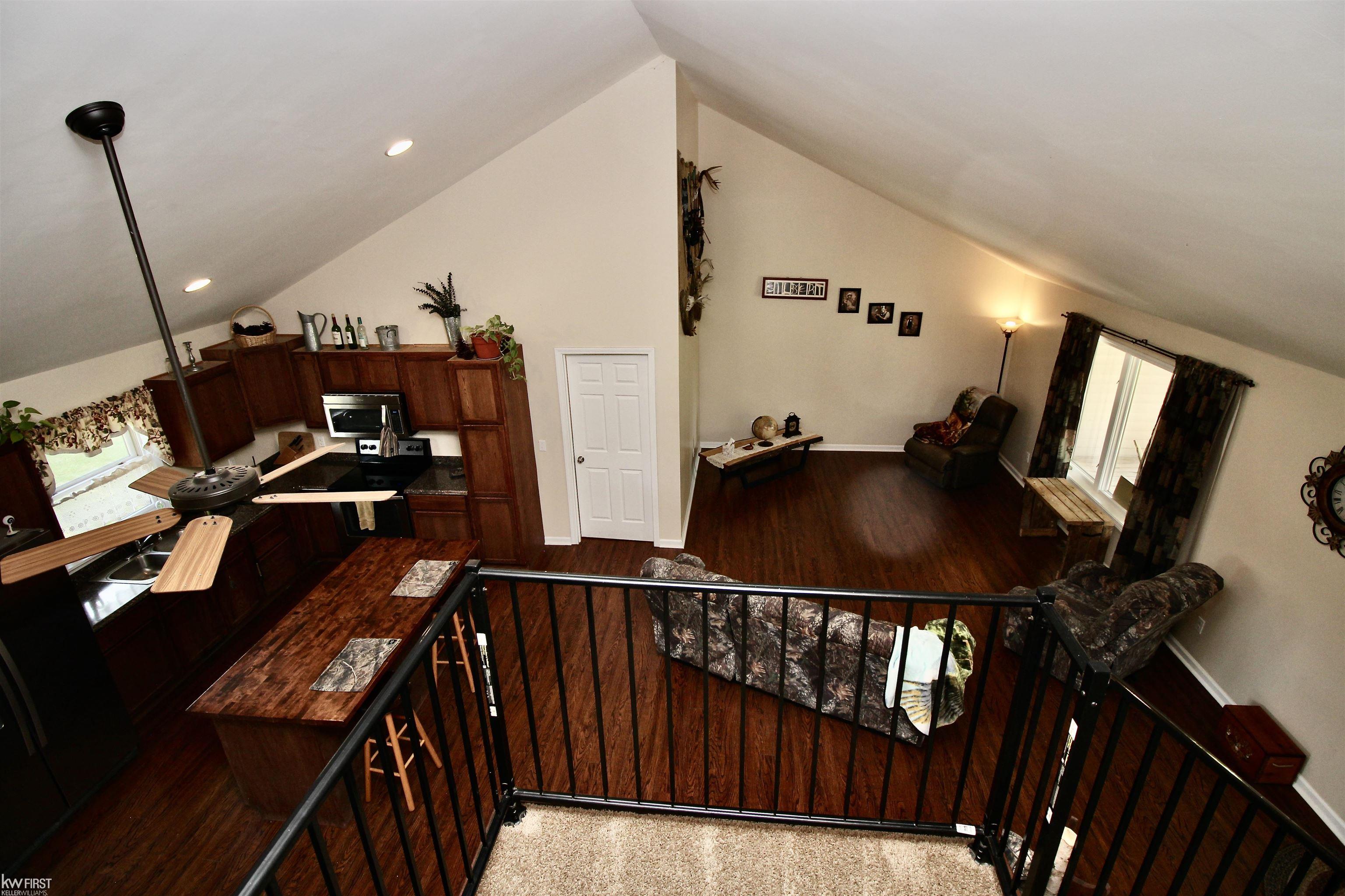 10508 West Frances Road Montrose, MI 48457 - Photo 24 of 36 50090139-23.JPG