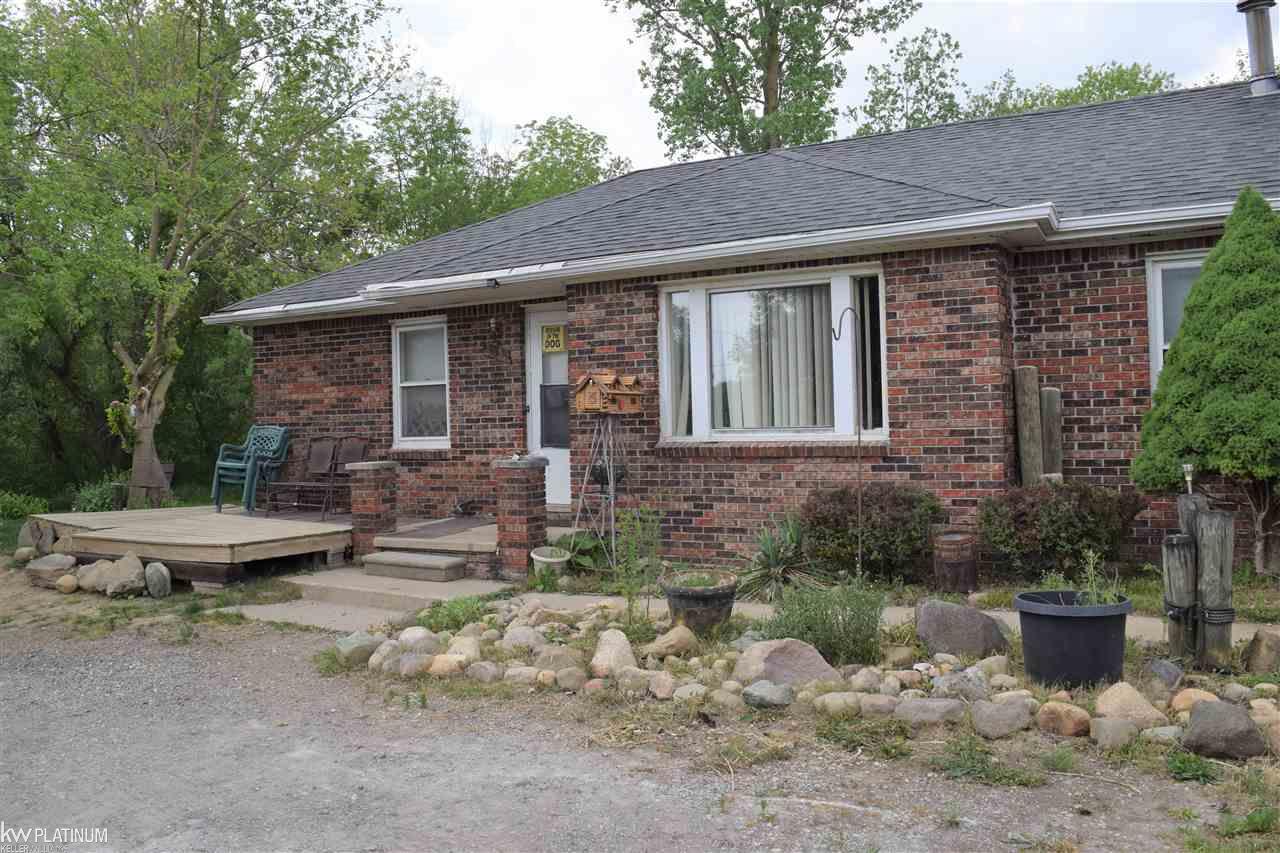 2632 Kronner Road Columbus, MI 48063 - Photo 3 of 9