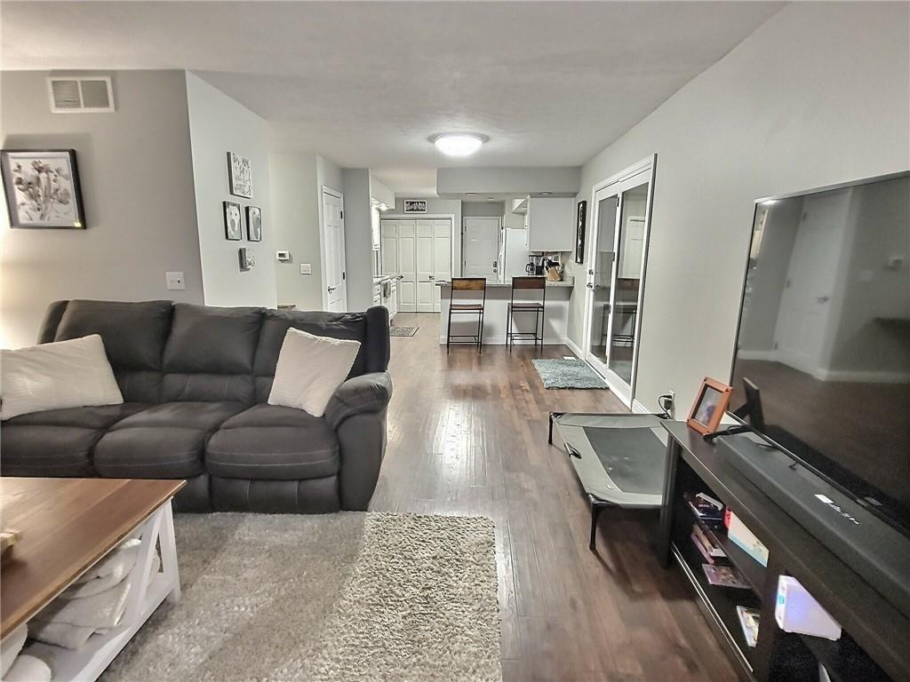730 Riverside Circle Columbus, IN 47203 - Photo 16 of 30 Gallery Image 16
