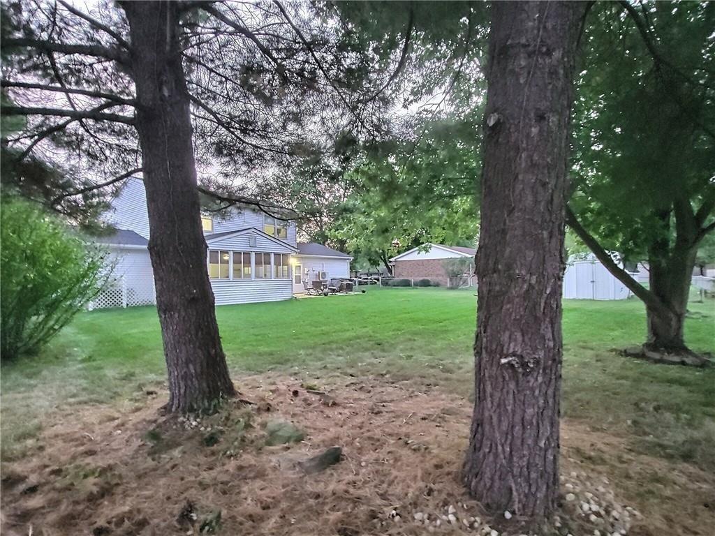 730 Riverside Circle Columbus, IN 47203 - Photo 5 of 30 Gallery Image 5