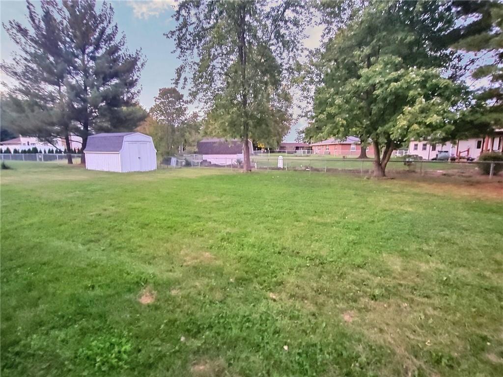730 Riverside Circle Columbus, IN 47203 - Photo 7 of 30 Gallery Image 7
