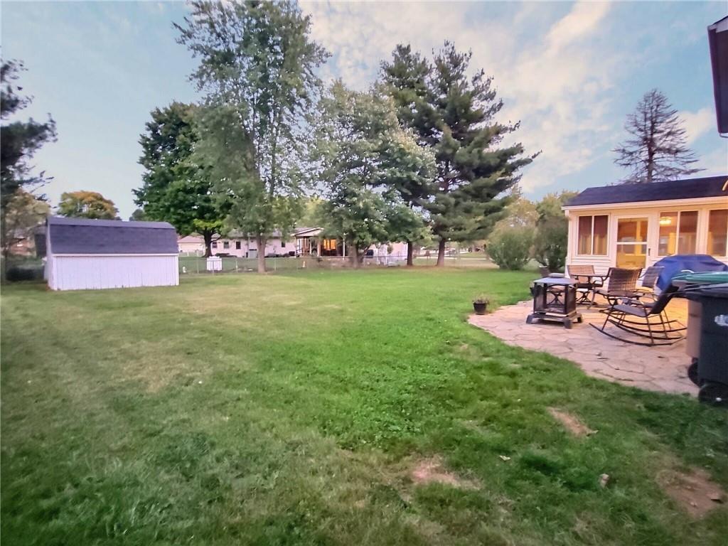 730 Riverside Circle Columbus, IN 47203 - Photo 10 of 30 Gallery Image 10