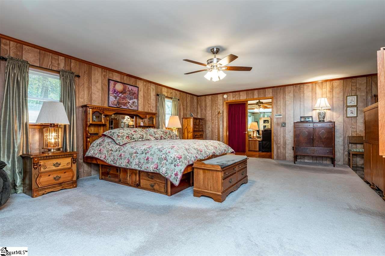 54 South Fairfield Road Greenville, SC 29605 - Photo 11 of 36 Gallery Image 11