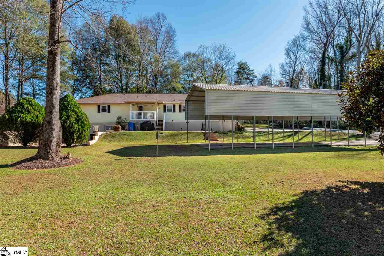 54 South Fairfield Road Greenville, SC 29605 - Photo 3 of 36 Gallery Image 3