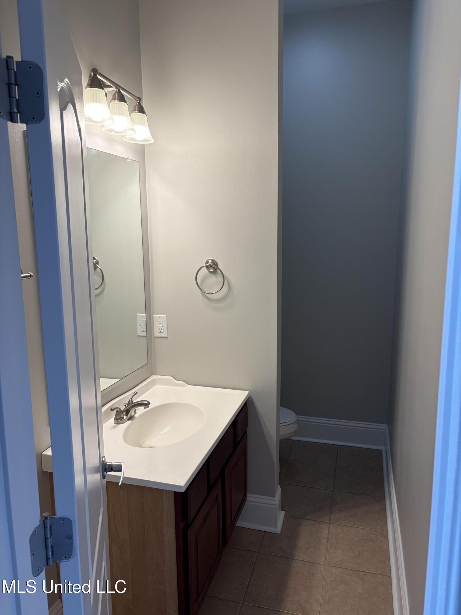 213 Capri Place Ocean Springs, MS 39564 - Photo 6 of 24 6