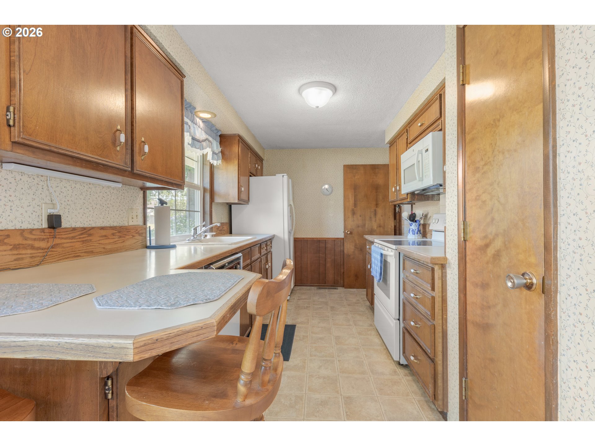 310 Hatton Avenue Eugene, OR 97404 - Photo 16 of 47