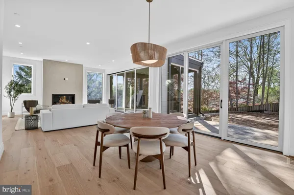 $4,299,000 | 5011 Newport Avenue, Bethesda, MD 20816