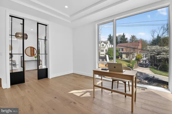 $4,299,000 | 5011 Newport Avenue, Bethesda, MD 20816