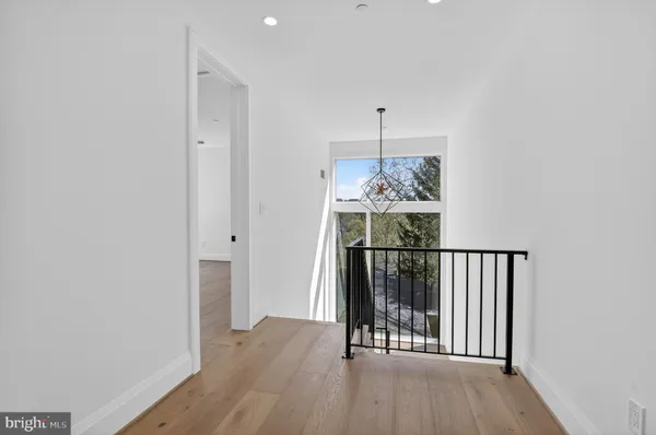 $4,299,000 | 5011 Newport Avenue, Bethesda, MD 20816