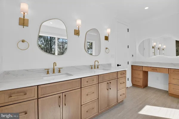 $4,299,000 | 5011 Newport Avenue, Bethesda, MD 20816