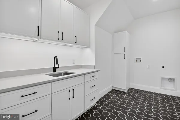 $4,299,000 | 5011 Newport Avenue, Bethesda, MD 20816