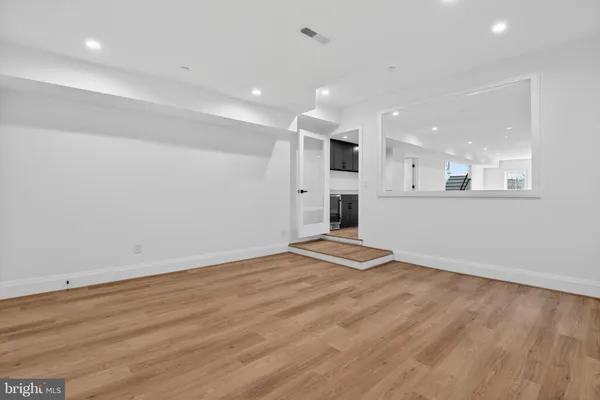 $4,299,000 | 5011 Newport Avenue, Bethesda, MD 20816