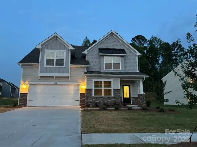 $469,900 | 120 Dogwood Grv Place, Troutman, NC 28166