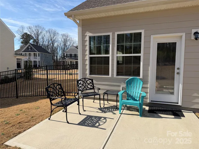 $469,900 | 120 Dogwood Grv Place, Troutman, NC 28166