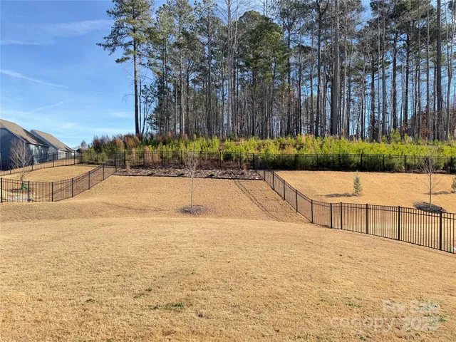 $469,900 | 120 Dogwood Grv Place, Troutman, NC 28166