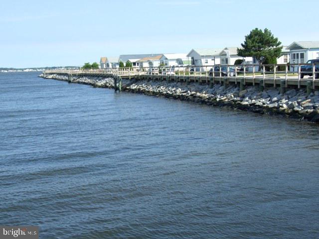160 Clamshell Road Ocean City, MD 21842 - Photo 24 of 32 a view of a city