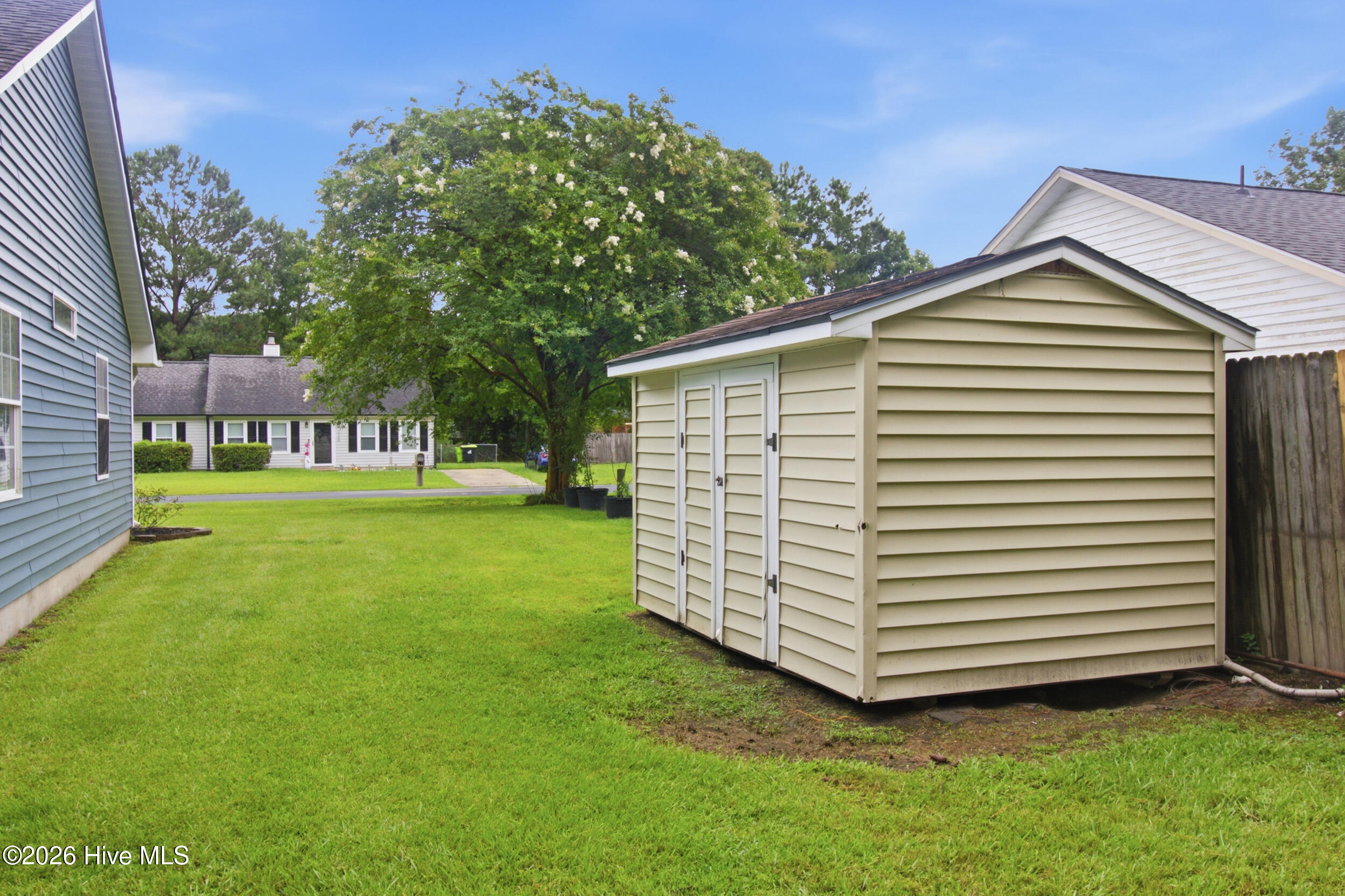 5709 County Line Road New Bern, NC 28562 - Photo 27 of 39 Back - detached storage