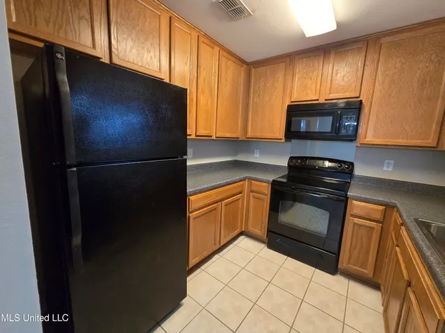 $1,700 | 18364 Tarabrooke Drive, Gulfport, MS 39503