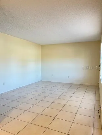 $1,400 | 821 Margaret Street, Unit A, DeLand, FL 32720