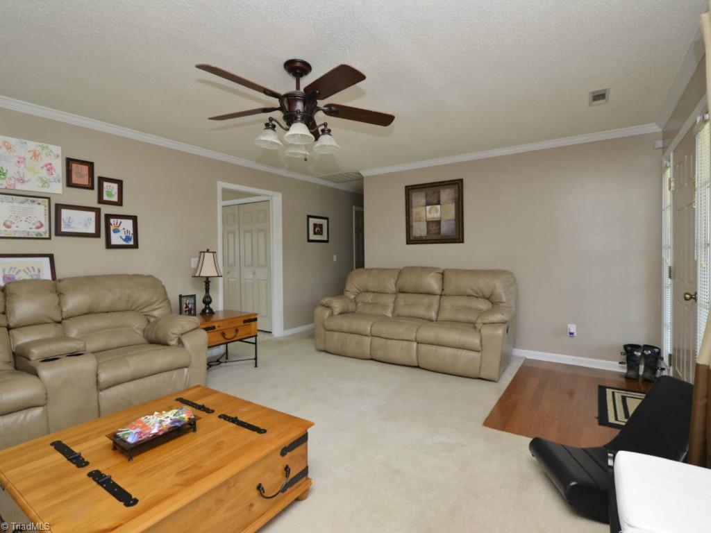 6405 Hampton Knoll Road Clemmons, NC 27012 - Photo 6 of 20 Gallery Image 6