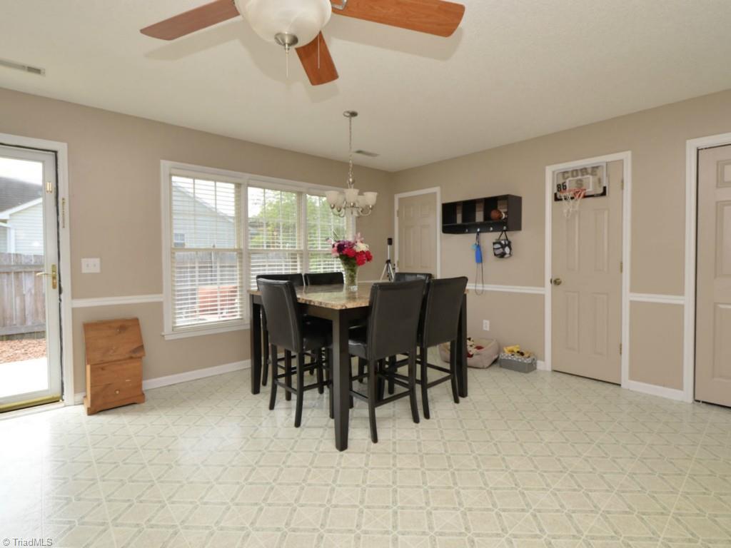 6405 Hampton Knoll Road Clemmons, NC 27012 - Photo 10 of 20 Gallery Image 10