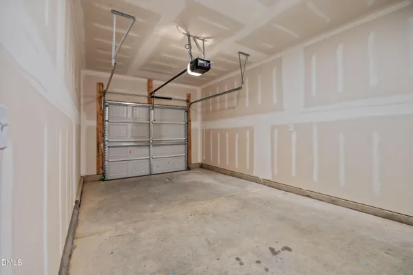 $1,795 | 903 Clearhaven Lane, Fuquay-Varina, NC 27526