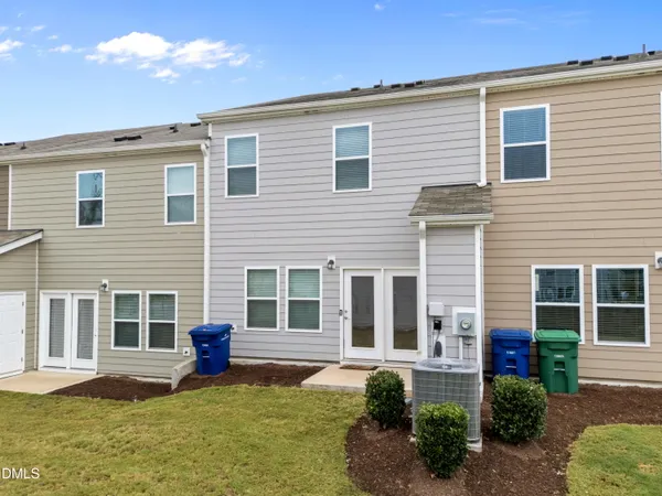 $1,795 | 903 Clearhaven Lane, Fuquay-Varina, NC 27526