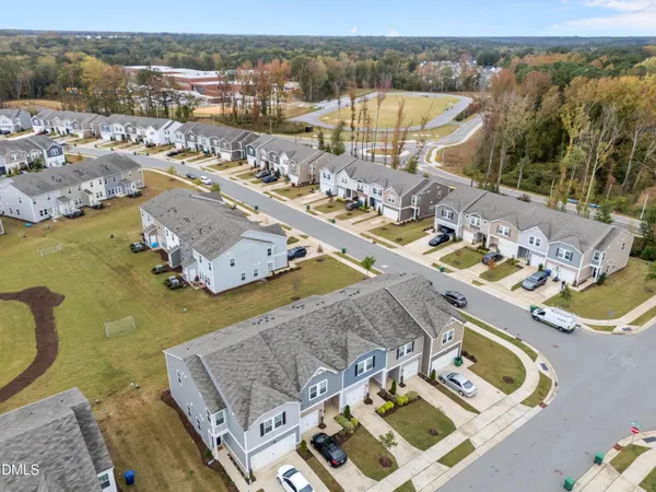 $1,795 | 903 Clearhaven Lane, Fuquay-Varina, NC 27526