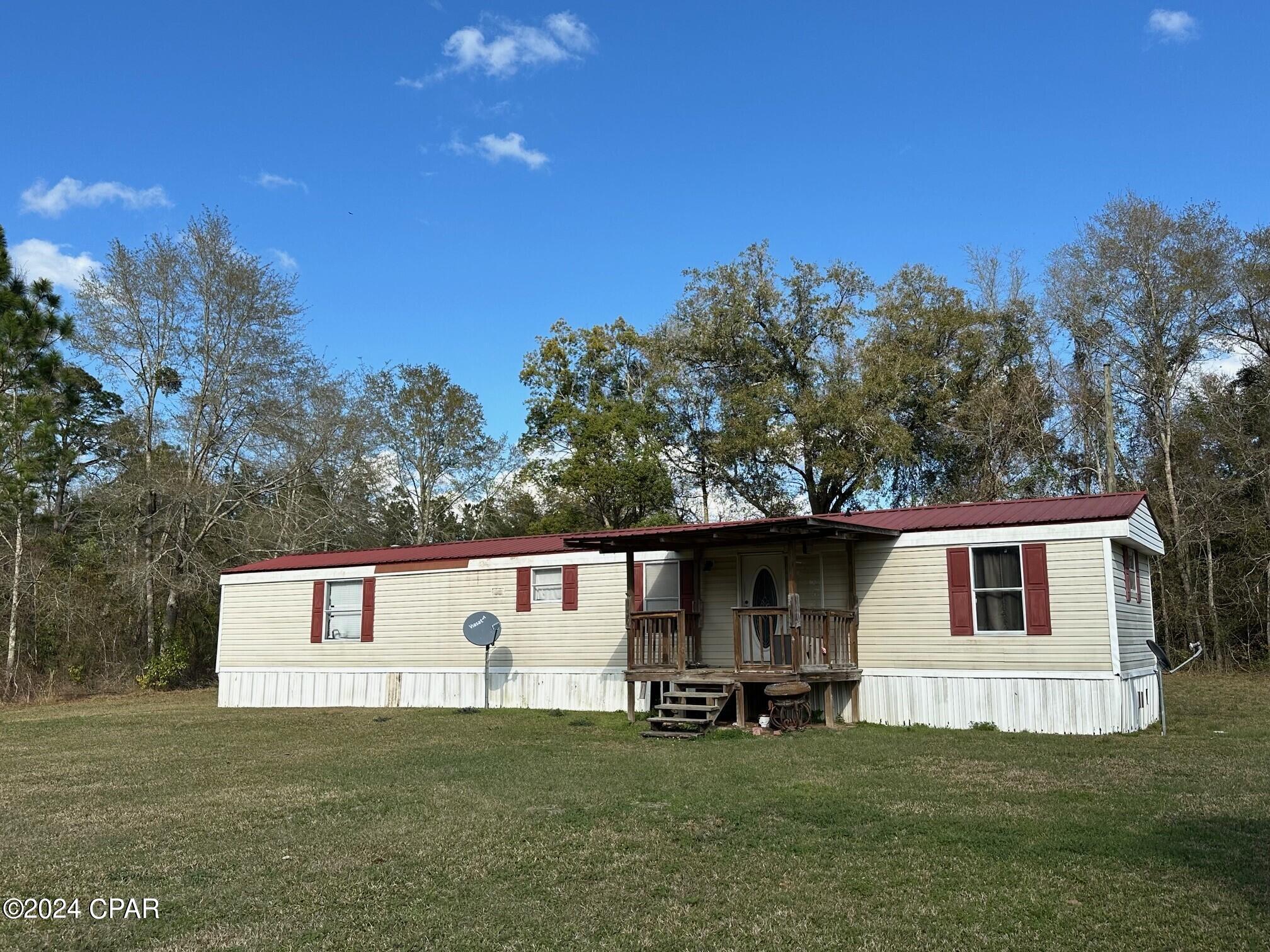 1397 Bentley Road Cottondale, FL 32431 - Photo 2 of 17