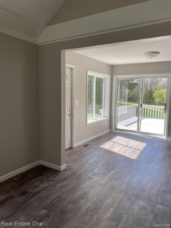 3147 Roods Lake Road Lapeer, MI 48446 - Photo 20 of 66