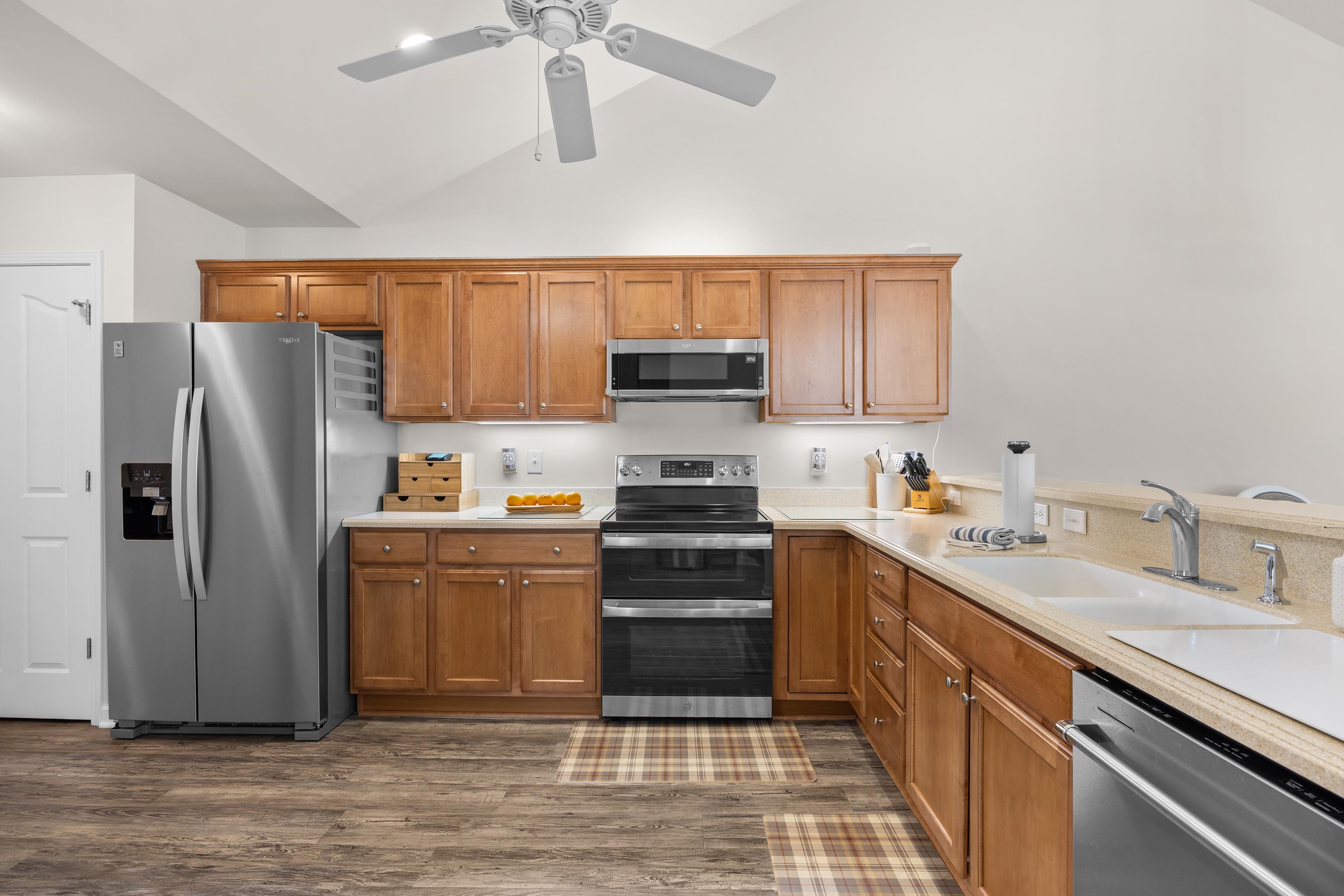 340 Arlington Circle, Unit 340 Murrells Inlet, SC 29576 - Photo 26 of 39 Stainless steel appliances were added to the kitchen in 2023.