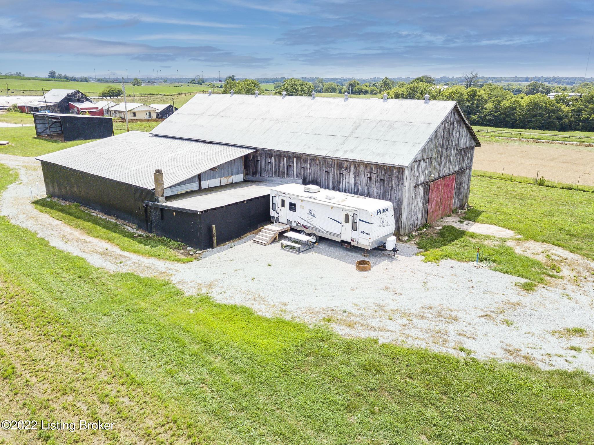 970 South Property Road Eminence, KY 40019 - Photo 19 of 25 Alt. Barn Exterior